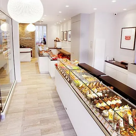 17m2 St Germain Des Pres * Paříž