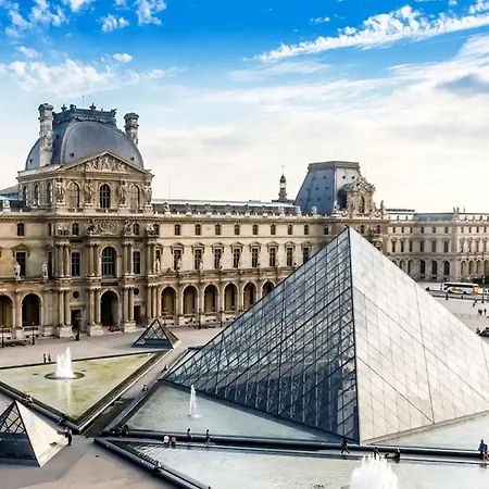 17m2 St Germain Des Pres Paříž